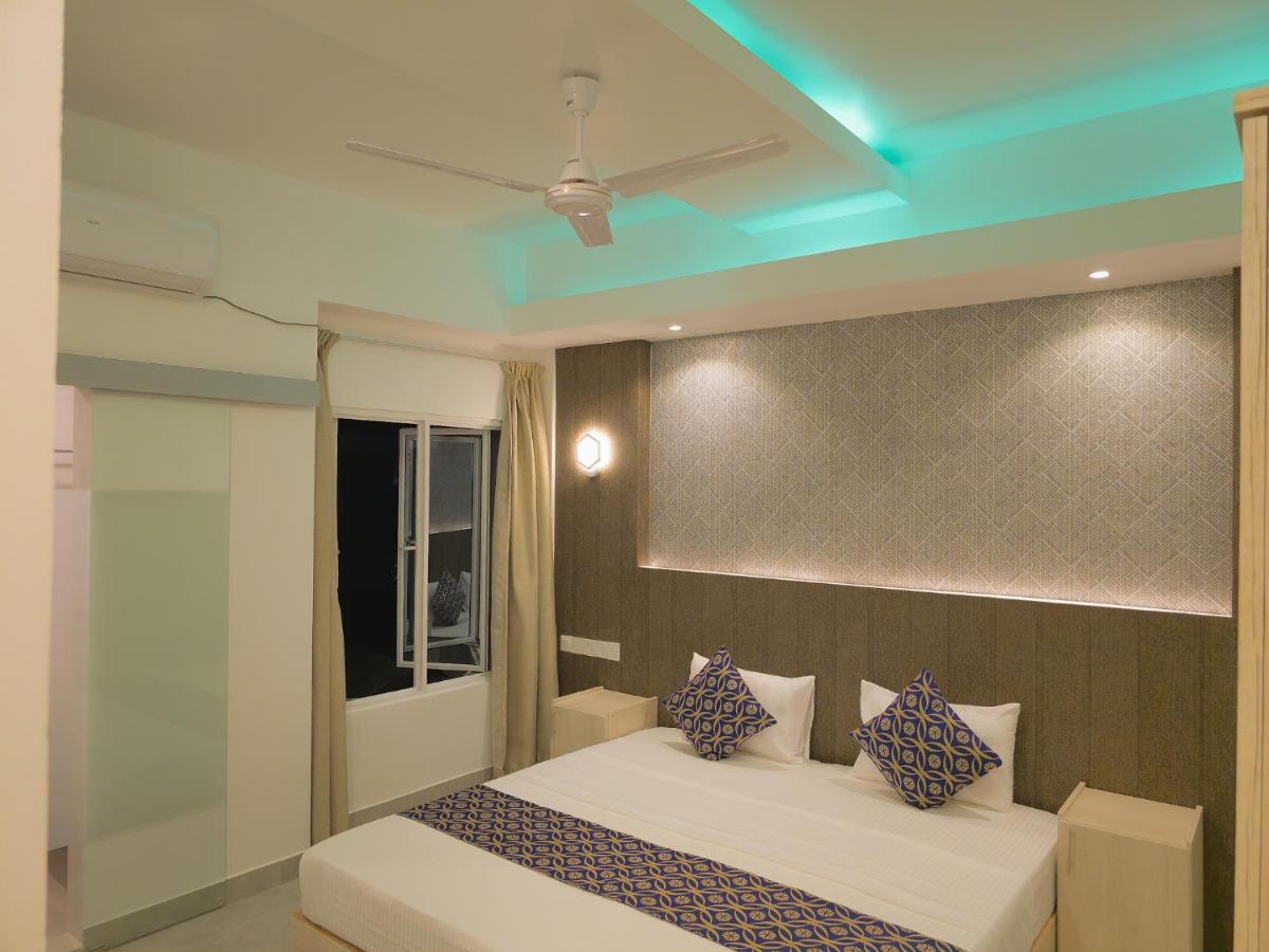 Arora View Hotel Maafushi Bagian luar foto